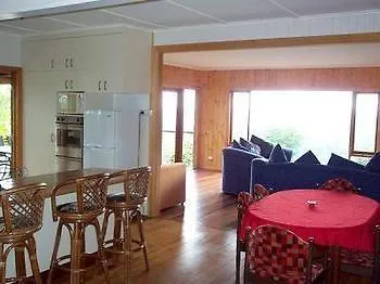 Top Cottage At Maleny Wootha Hotel